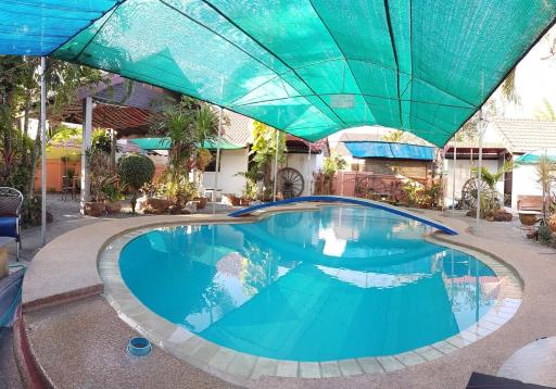Bamboo Garden - Housity