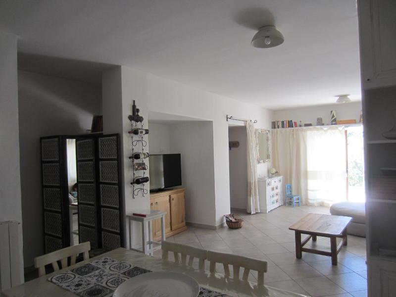 Casa Vacanza a San Pantaleo - Ampio appartamento vista