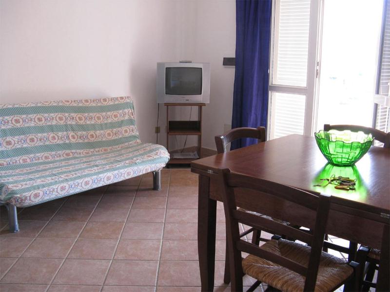 Casa Spiaggia Molo 2 a Isola Rossa - Oasi sul mare
