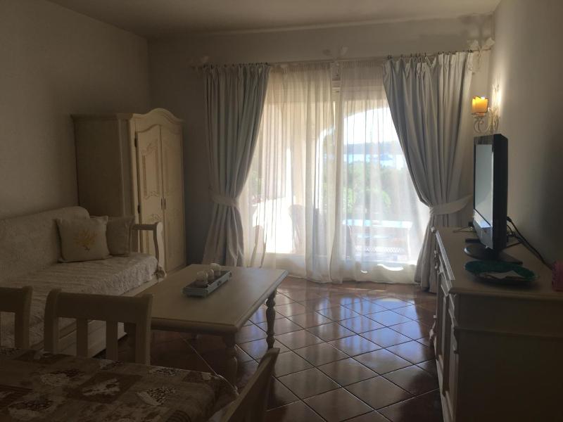 Residence Gli Oleandri - Paradiso fronte mare a Liscia