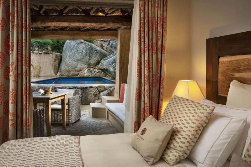 Petra Segreta Resort & Spa - Lusso panoramico a San Pantaleo