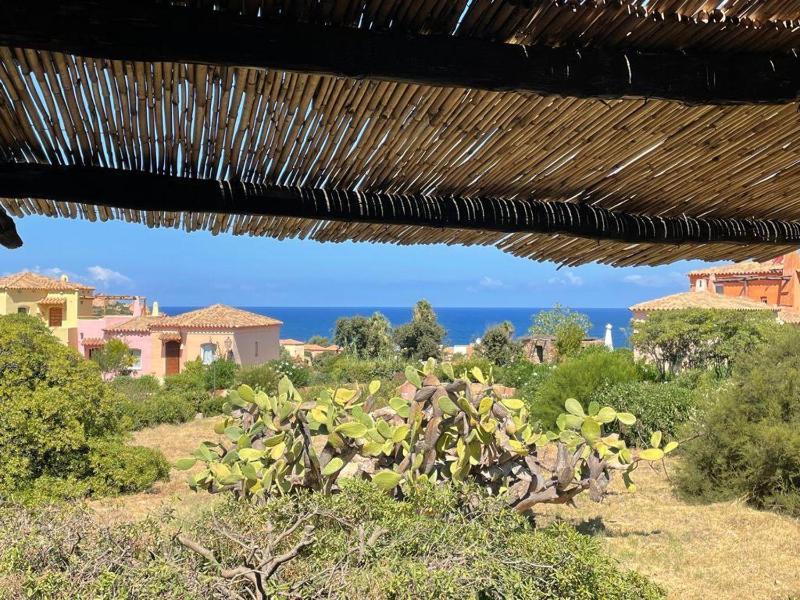 Casa Calarossa a Isola Rossa - Incantevole villa vista mare