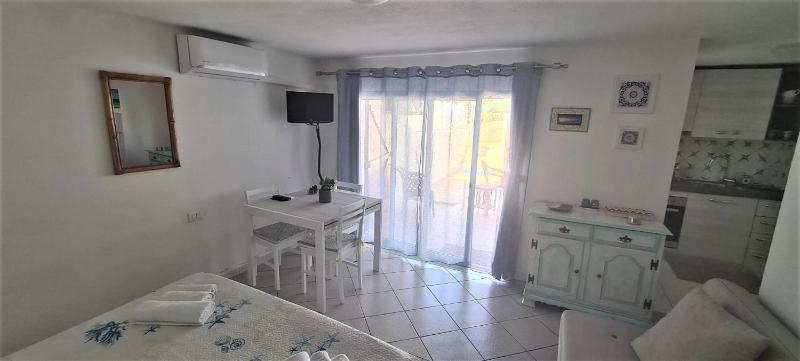 Grazioso Monolocale a Rena Majore - Vicino al Mare