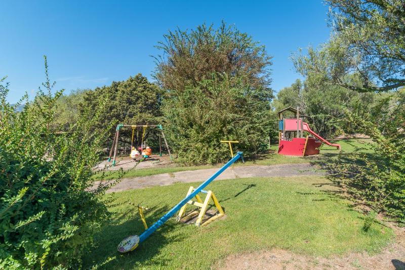 Casa Emozione a Marinella - Appartamento con piscina e vista