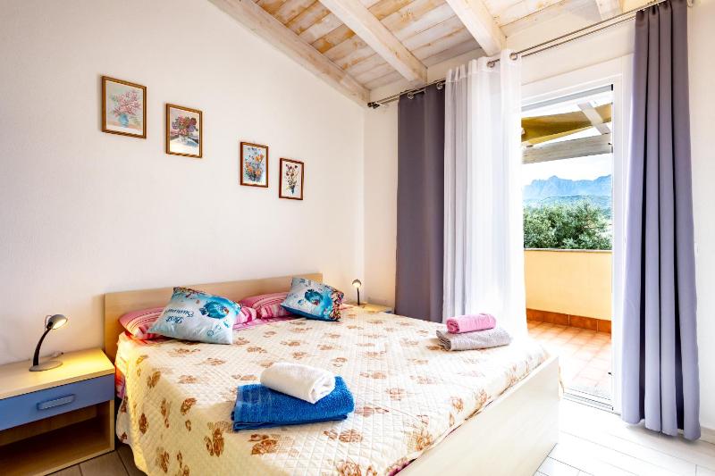 Baia Mimose a Viddalba - Accogliente Villetta Climatizzata