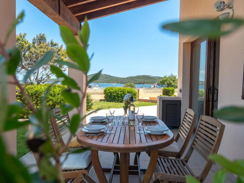 I Mirti a Porto Pozzo - Affascinante terrazza vista mare