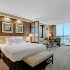 MGM Signature-24-716 Jacuzzi Studio