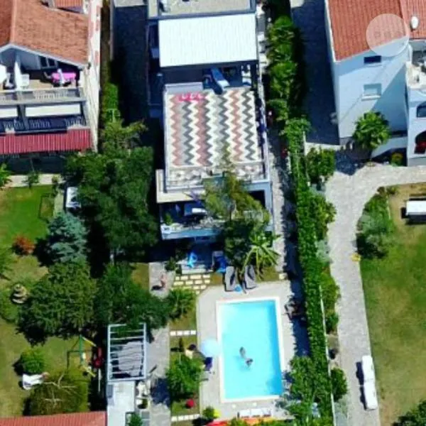비빈제에 위치한 호텔 Apartments Bozana Bibinje