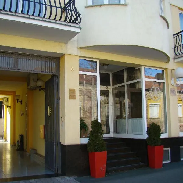 오시예크에 위치한 호텔 Hotel Vila Ariston