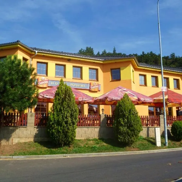 모스트에 위치한 호텔 Hotel Pohádka