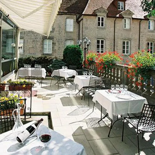 랑그르에 위치한 호텔 Logis Hôtel Le Cheval Blanc