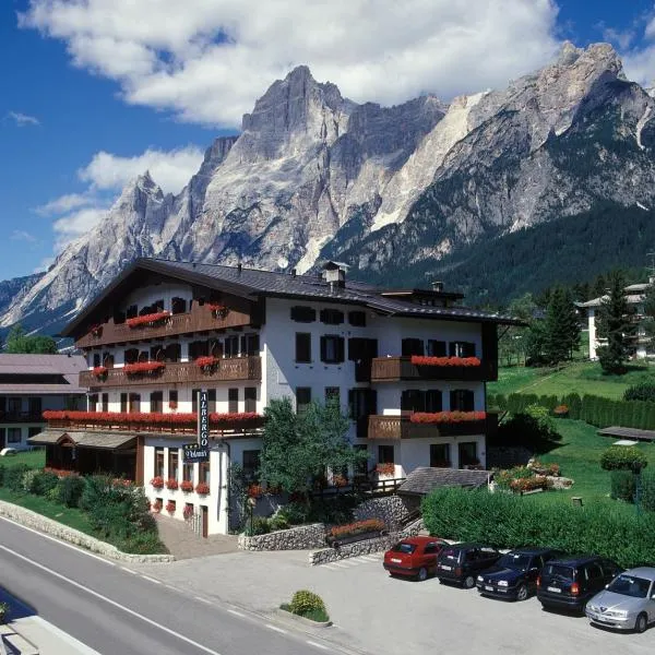 산 비토 디 카도레에 위치한 호텔 Hotel Albergo Dolomiti