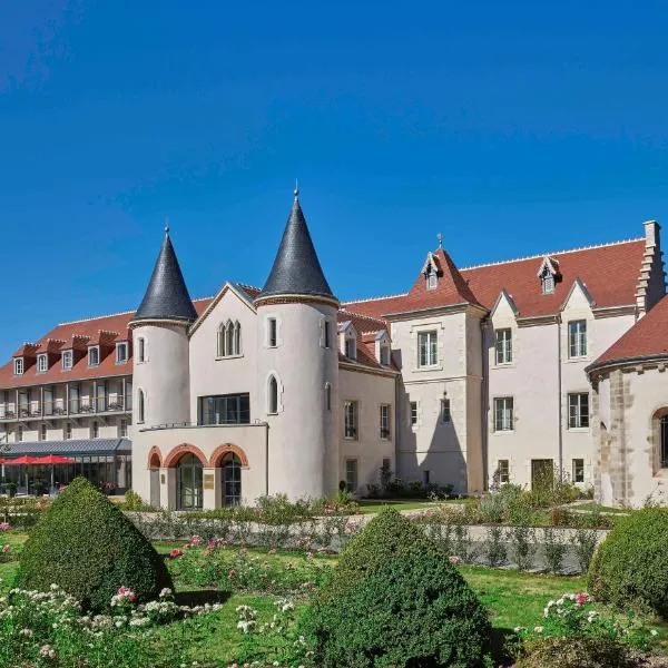 몽뤼송에 위치한 호텔 Château Saint-Jean, Relais & Châteaux