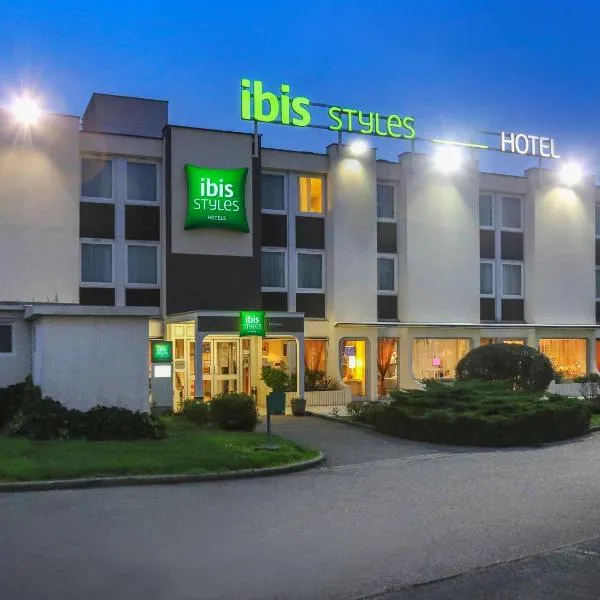 라-샤펠-생-메스망에 위치한 호텔 ibis Styles Orléans