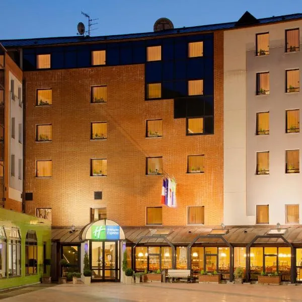 아라스에 위치한 호텔 Holiday Inn Express Arras, an IHG Hotel
