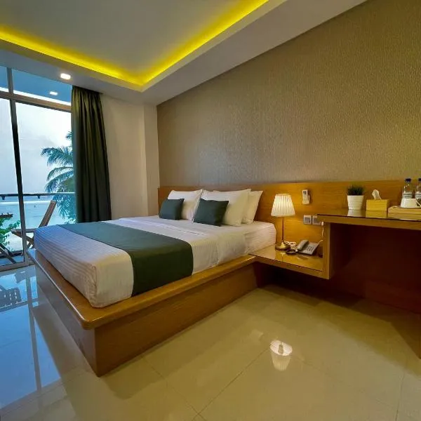 훌루말레에 위치한 호텔 Huvan Beach Hotel at Hulhumale