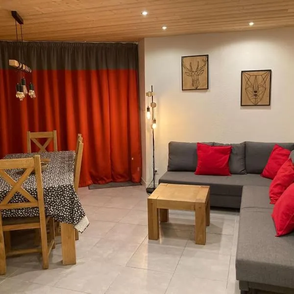 티뉴에 위치한 호텔 Great 8-pax ski-in ski-out apartment in Tignes Val Claret