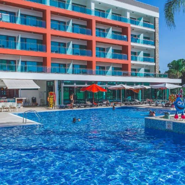 콰르테이라에 위치한 호텔 Aquashow Park Hotel