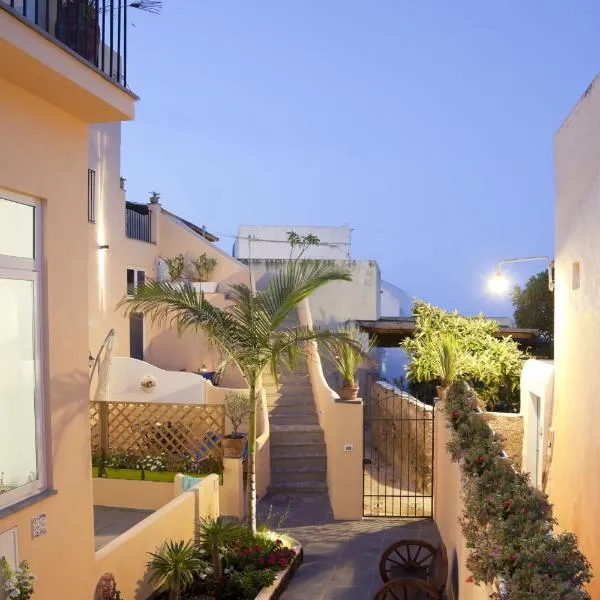 산타 마리나 살리나에 위치한 호텔 B&B La Palma