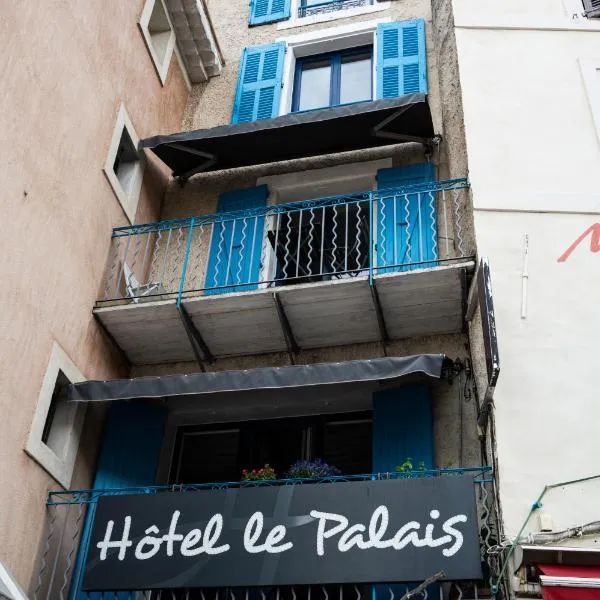 압트에 위치한 호텔 Hôtel-restaurant le Palais