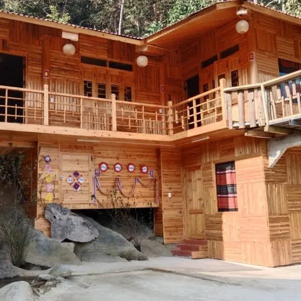 박하에 위치한 호텔 Higland Homestay Bac Ha