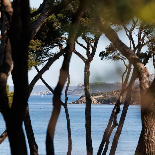 예르에 위치한 호텔 Le Domaine de la mer - Beach hotel Nature&Authenticité Hyères