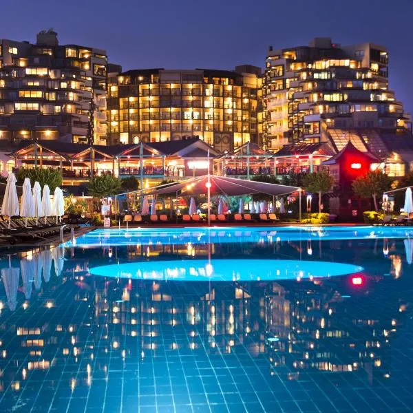 라라에 위치한 호텔 Limak Lara Deluxe Hotel & Resort Antalya