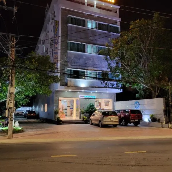 라기에 위치한 호텔 Minh Nhi Hotel